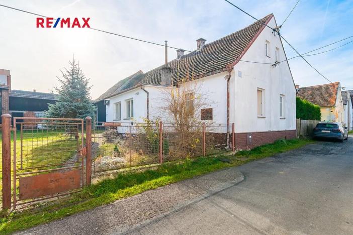 Prodej rodinného domu, Litohlavy, 82 m2