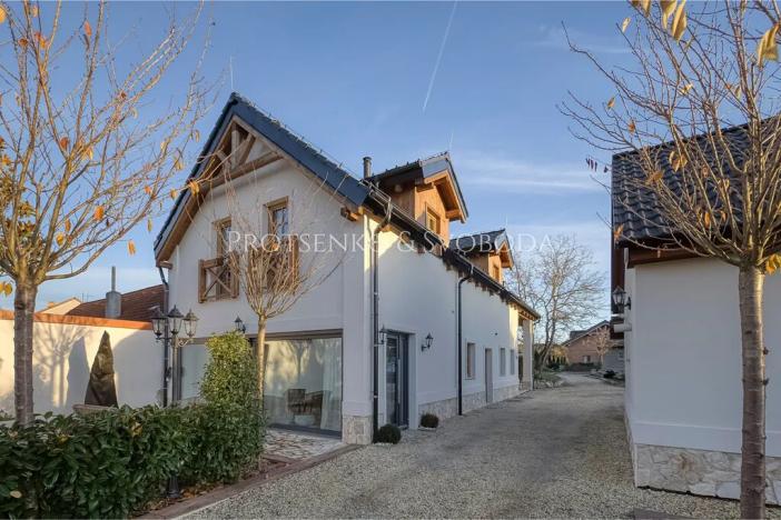 Prodej ubytování, Lipí, 197 m2