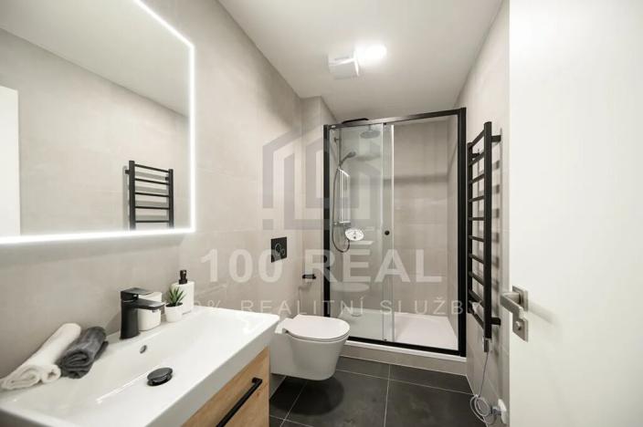 Pronájem bytu 1+1, Hradec Králové, Průmyslová, 35 m2