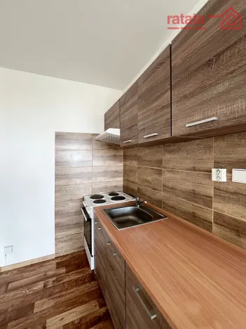 Pronájem bytu 2+kk, Most, Františka Malíka, 40 m2