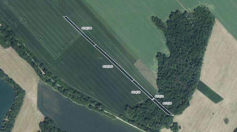 Prodej pole, Moravská Nová Ves, 18303 m2