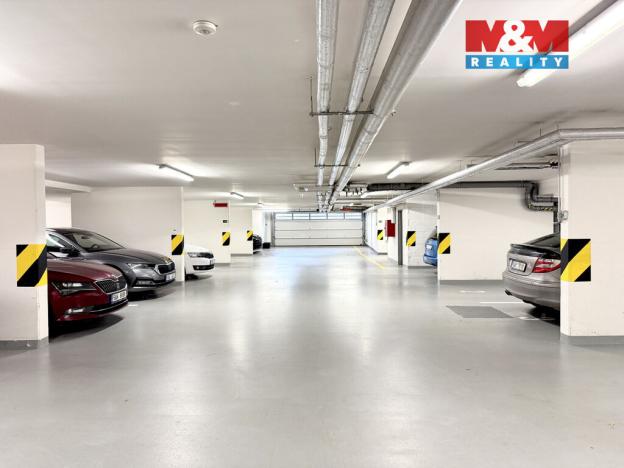 Pronájem bytu 1+kk, Praha - Prosek, Litoměřická, 52 m2