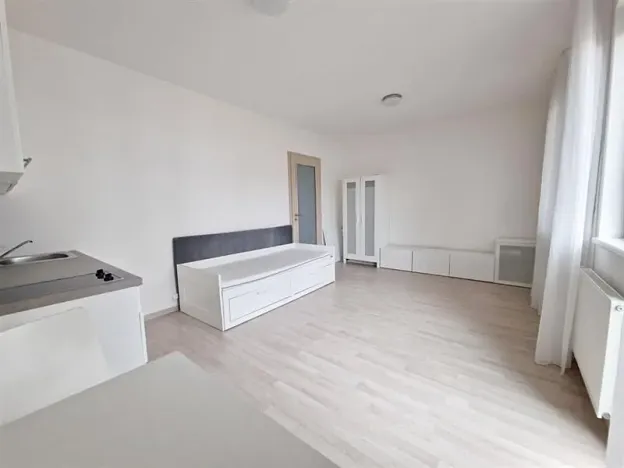 Pronájem bytu 1+kk, Praha - Jinonice, Barvitiova, 34 m2