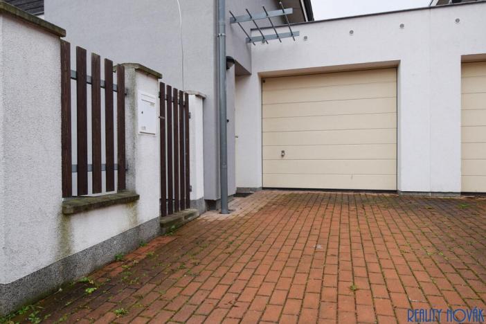 Pronájem rodinného domu, Praha - Hloubětín, Stropnická, 142 m2