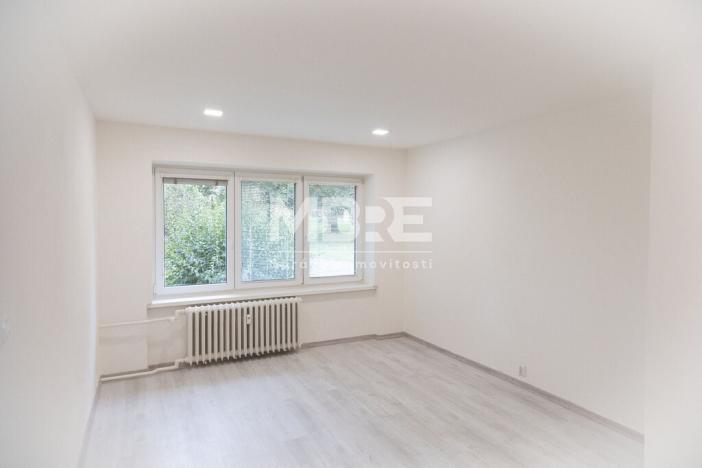 Pronájem bytu 1+1, Karviná - Hranice, Slovenská, 35 m2