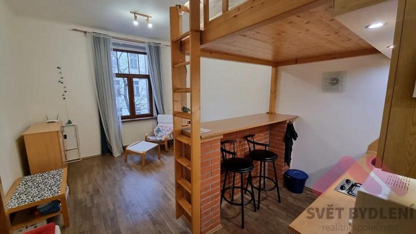 Pronájem bytu 1+kk, Praha - Žižkov, Jagellonská, 34 m2