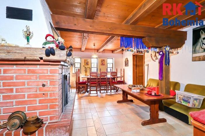 Prodej zemědělského objektu, Břežany II, 3294 m2