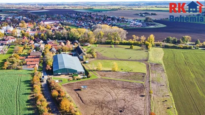 Prodej zemědělského objektu, Břežany II, 3294 m2