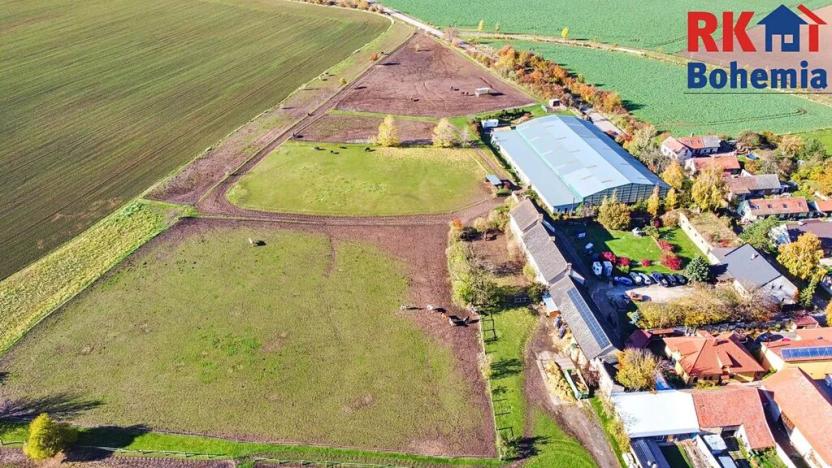 Prodej výrobních prostor, Břežany II, 3294 m2