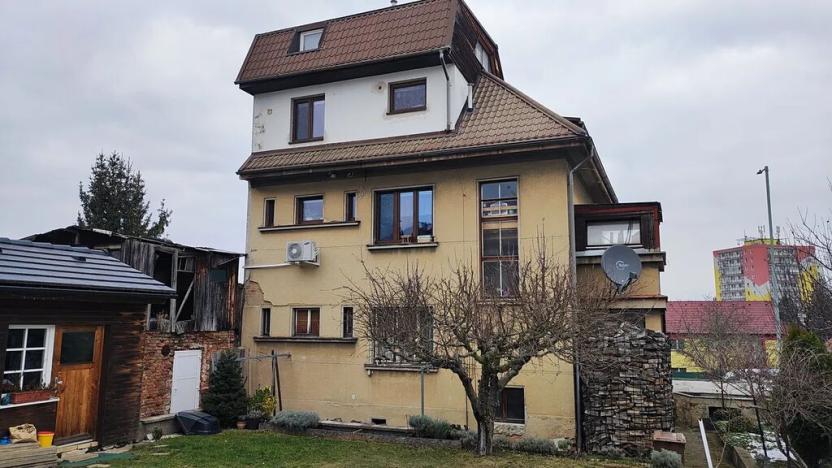 Prodej podílu rodinného domu, Praha, Hornoměcholupská, 240 m2