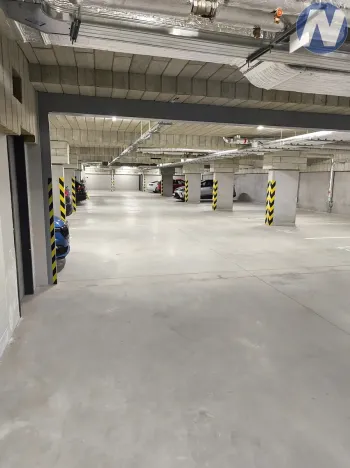 Pronájem garážového stání, Plzeň, Železná, 10 m2
