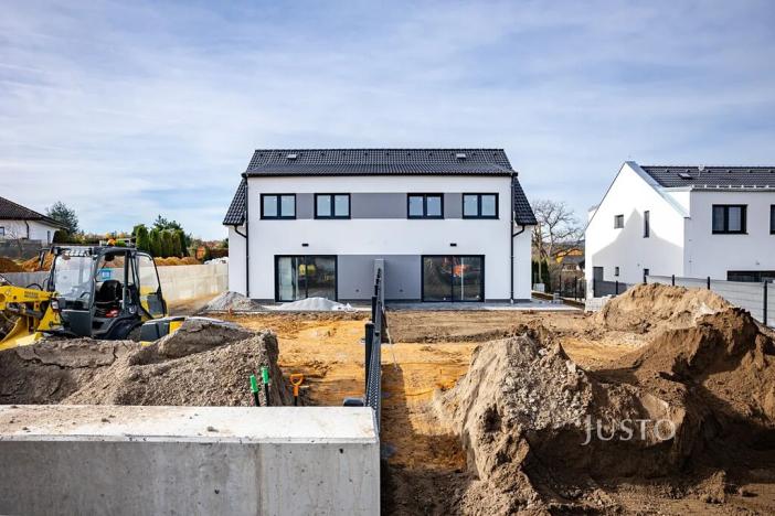 Prodej bytu 5+kk, Boršov nad Vltavou, Severní, 121 m2