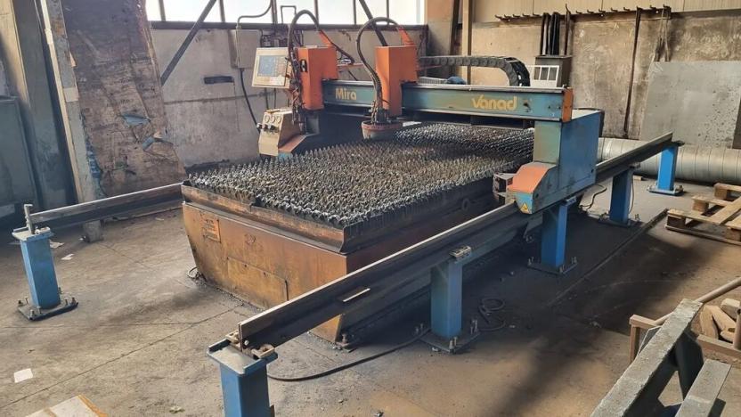 Dražba výrobních prostor, Kolín, K Dílnám, 1529 m2