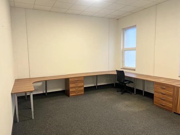 Pronájem obchodního prostoru, Dalovice, Botanická, 136 m2