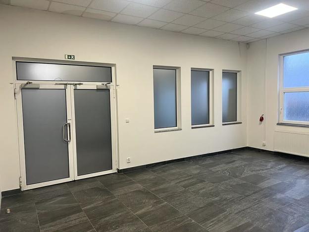 Pronájem kanceláře, Dalovice, Botanická, 136 m2