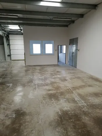 Pronájem výrobních prostor, Cheb, 2435 m2