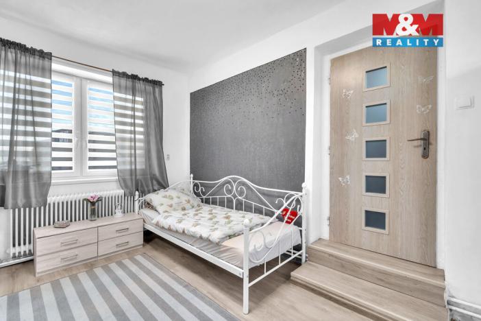 Prodej rodinného domu, Staré Jesenčany, 110 m2