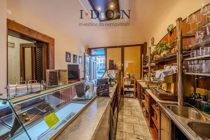 Prodej činžovního domu, Frýdek-Místek, Zámecké nám., 450 m2