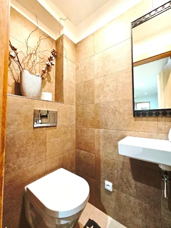 Pronájem bytu 2+kk, Jesenice, Cedrová, 66 m2