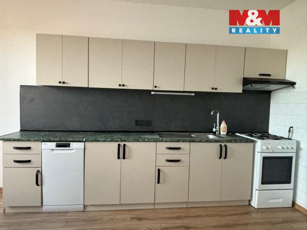 Pronájem bytu 3+1, Ústí nad Labem - Severní Terasa, Rabasova, 77 m2