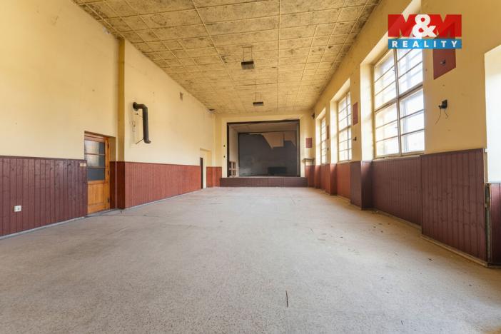 Pronájem restaurace, Liběchov, nám. V. Levého, 367 m2