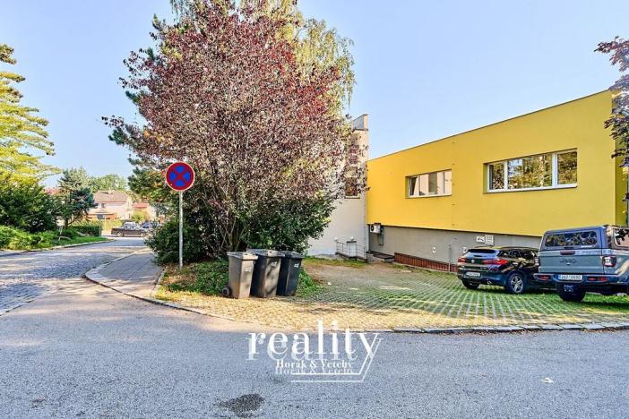 Pronájem obchodního prostoru, Jihlava, Žižkova, 183 m2