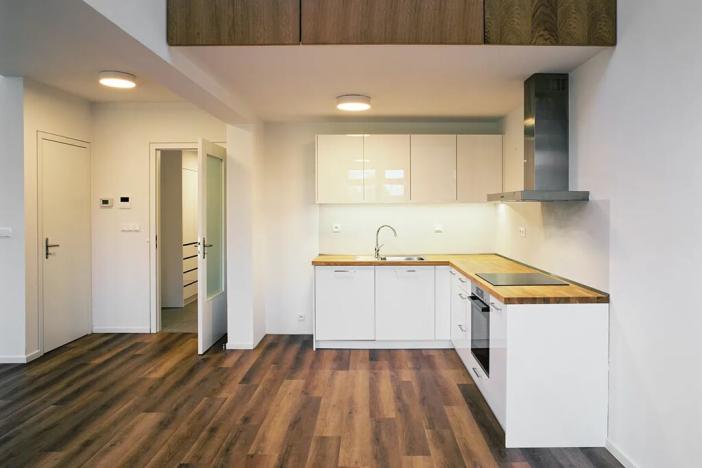 Pronájem bytu 4+kk, Dolní Břežany, 5. Května, 140 m2