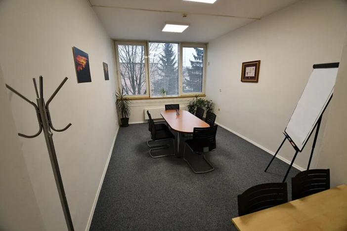 Pronájem kanceláře, Žďár nad Sázavou, Havlíčkovo nám., 230 m2