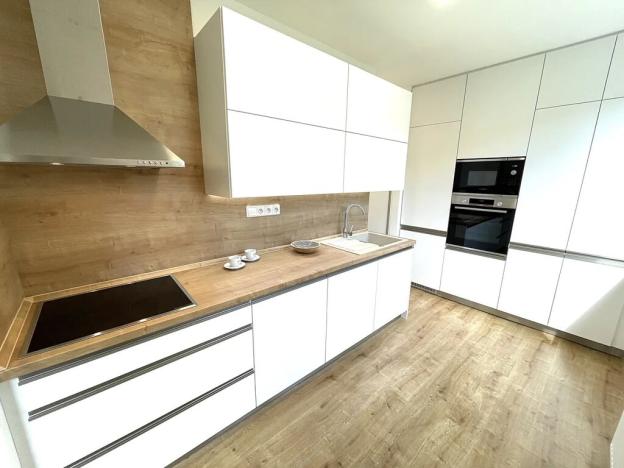 Prodej bytu 3+1, Zlín, Česká, 68 m2