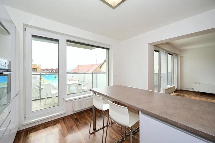 Pronájem bytu 3+kk, Praha - Kobylisy, Ke Stírce, 72 m2