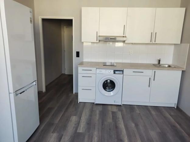 Pronájem bytu 1+kk, Praha - Střížkov, Děčínská, 25 m2