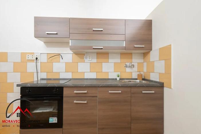 Pronájem bytu 2+1, Ostrava, Mariánskohorská, 51 m2