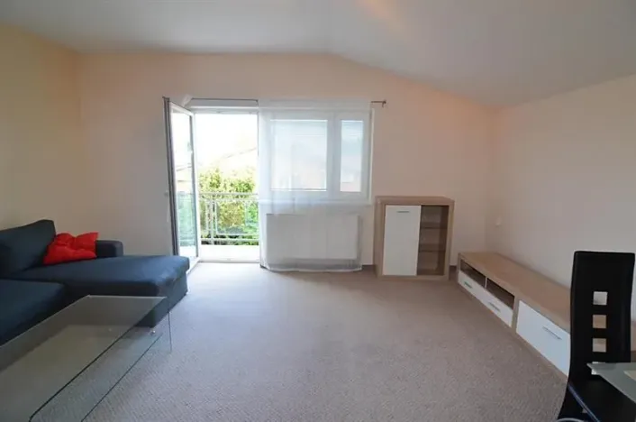 Pronájem bytu 2+kk, Vestec, U Strouhy, 57 m2