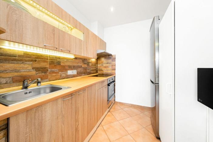 Prodej bytu 2+kk, Praha - Újezd nad Lesy, Malotická, 43 m2