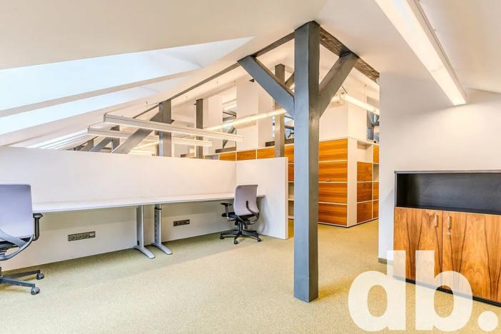 Pronájem kanceláře, Cheb, 26. dubna, 190 m2