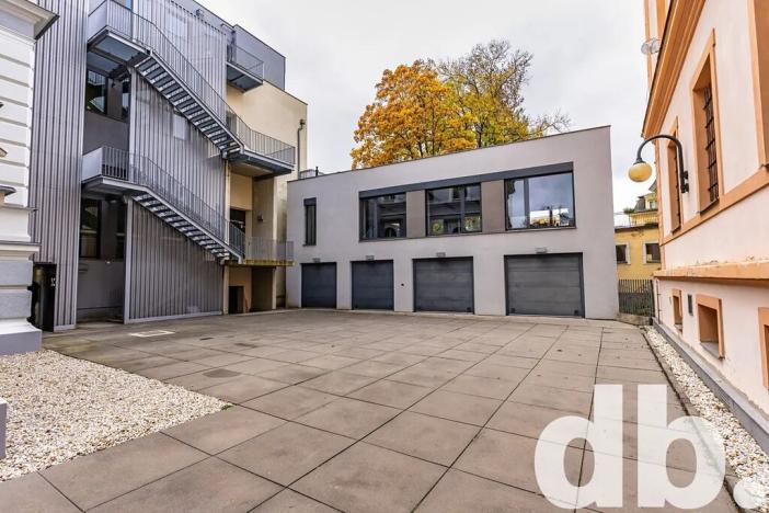 Pronájem kanceláře, Cheb, 26. dubna, 190 m2