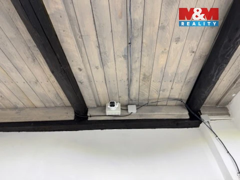 Pronájem garáže, Krupá, 18 m2