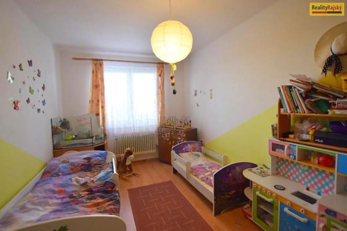 Prodej bytu 3+kk, Kozárovice, 77 m2