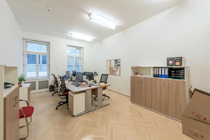 Pronájem kanceláře, Praha - Nové Město, Václavské náměstí, 200 m2