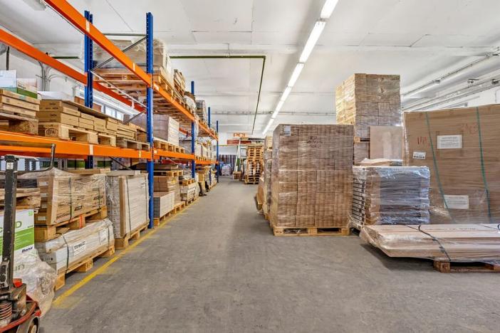 Pronájem kanceláře, Plzeň, Hřbitovní, 378 m2