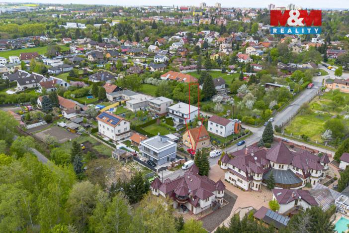 Prodej rodinného domu, Praha - Horní Počernice, Dobrošovská, 295 m2