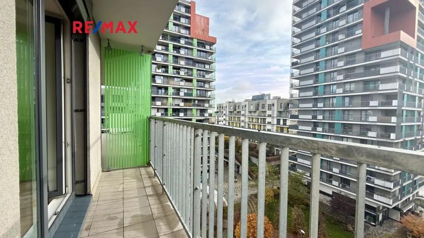 Pronájem bytu 1+kk, Praha - Malešice, Nad úžlabinou, 36 m2