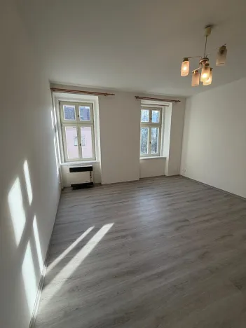 Pronájem bytu 1+1, Praha - Smíchov, Ostrovského, 35 m2