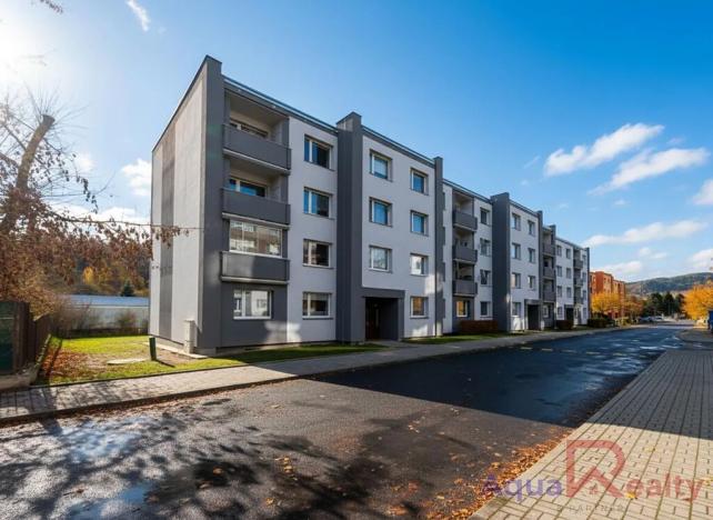 Prodej bytu 3+1, Loket, Sportovní, 72 m2