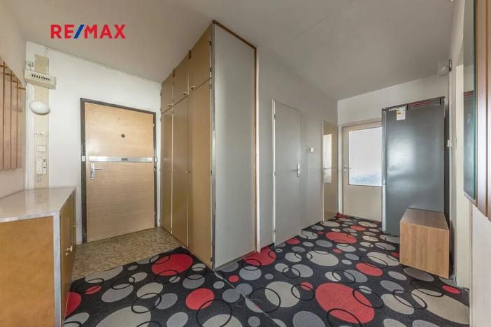 Prodej bytu 4+1, Praha - Černý Most, Generála Janouška, 77 m2