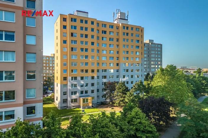 Prodej bytu 4+1, Praha - Černý Most, Generála Janouška, 77 m2