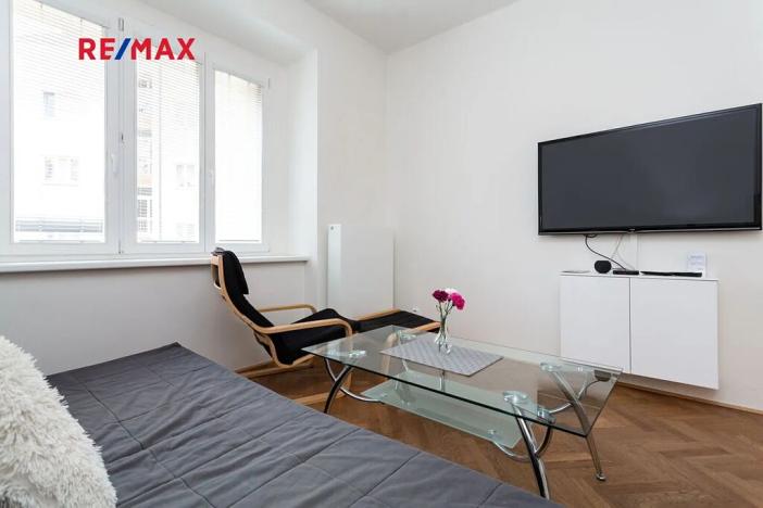 Pronájem bytu 2+kk, Praha - Nusle, Petra Rezka, 47 m2