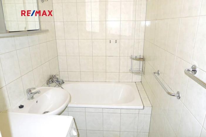 Pronájem bytu 2+kk, Praha - Řepy, Makovského, 40 m2