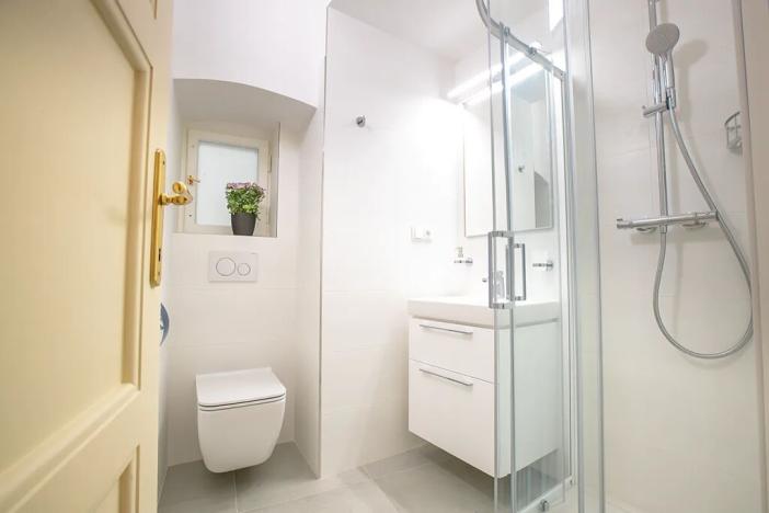 Prodej bytu 2+1, Praha - Hradčany, Úvoz, 126 m2