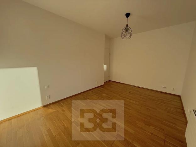 Pronájem bytu 3+kk, Praha - Holešovice, V přístavu, 90 m2